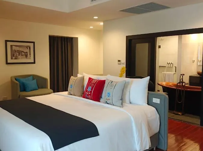 Hotel De Pranakorn 5*